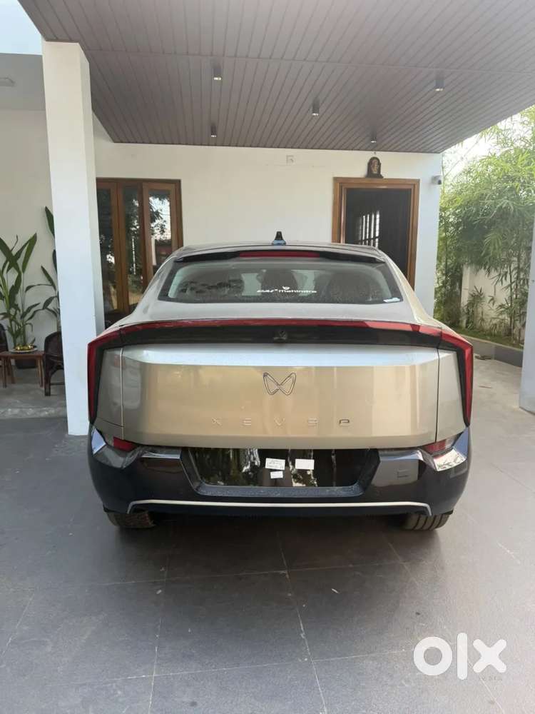 Mahindra Xev 9e Pack Two, 2026, Electric