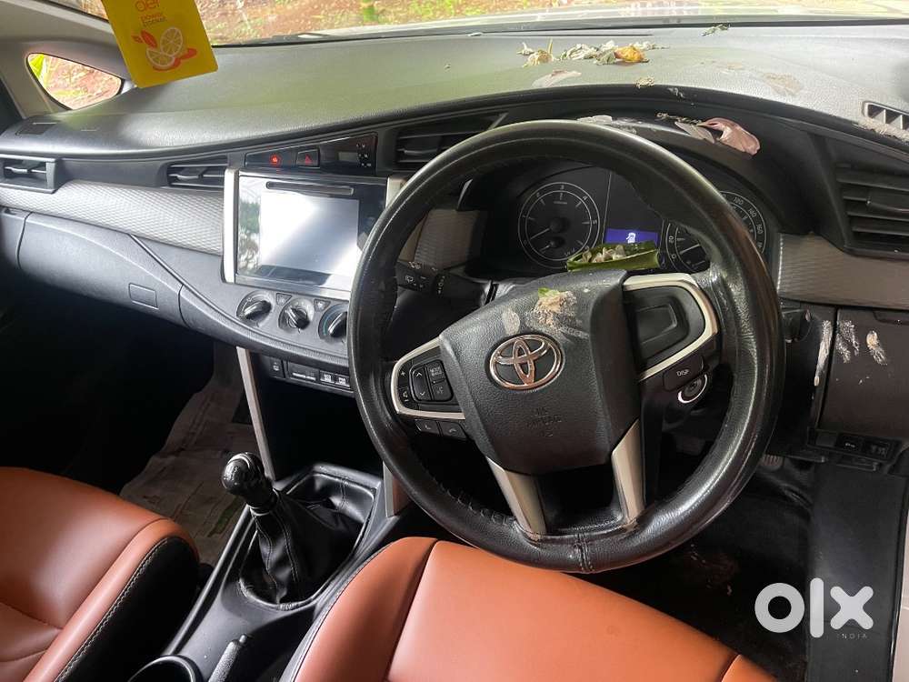 Innova Crysta 2019 Manual