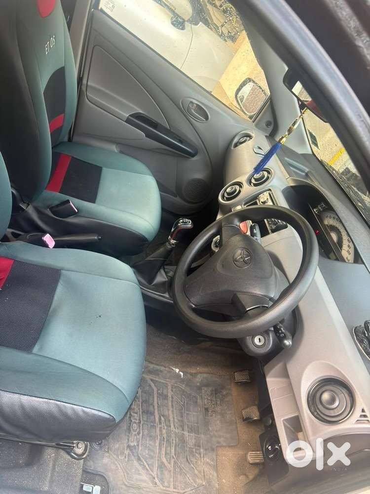 Toyota Etios Liva 2011