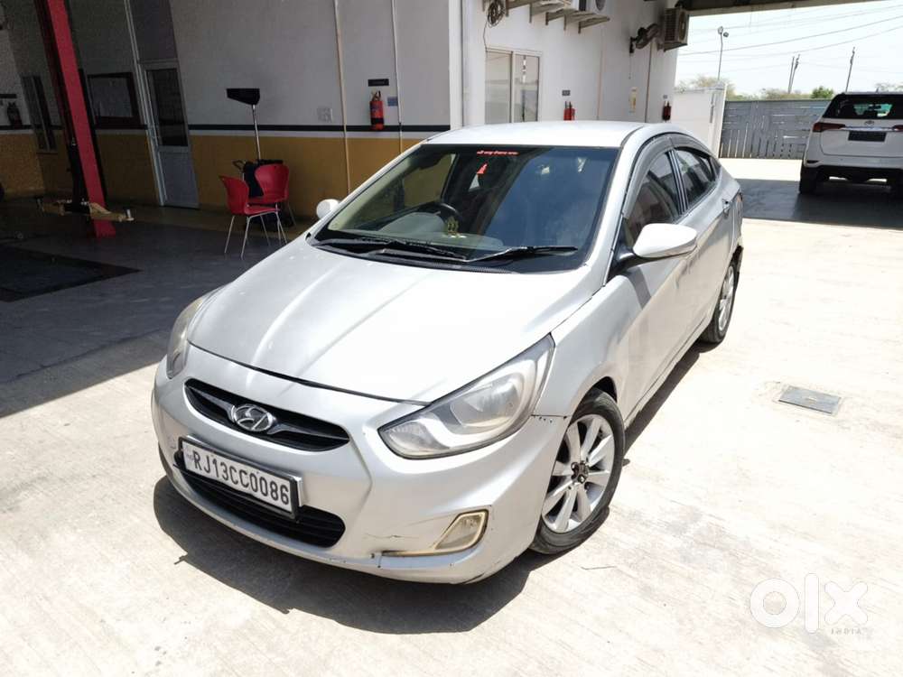 Hyundai Verna Crdi Vgt Sx 1.5, 2012, Diesel