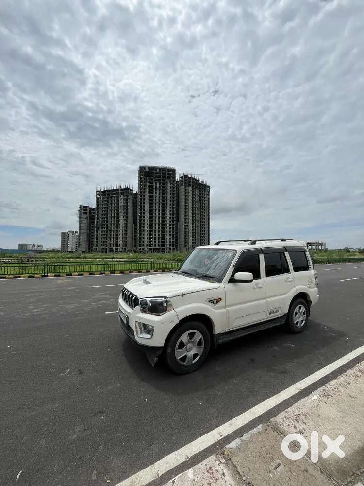 Mahindra Scorpio 2017 Diesel Well Maintained