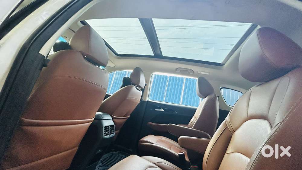 Mg Hector Plus Sharp Pro 2.0 Turbo Diesel 6 Str Dual Tone, 2021, Die..