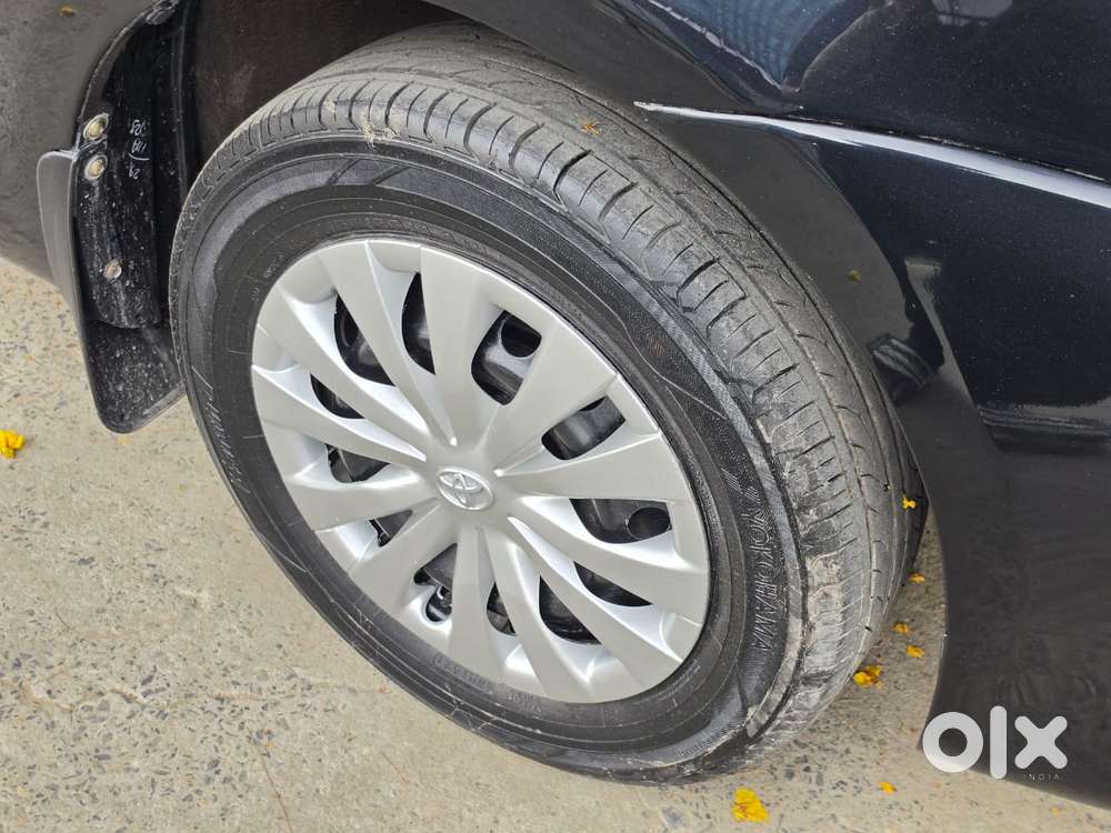 Toyota Etios, 2011, Petrol