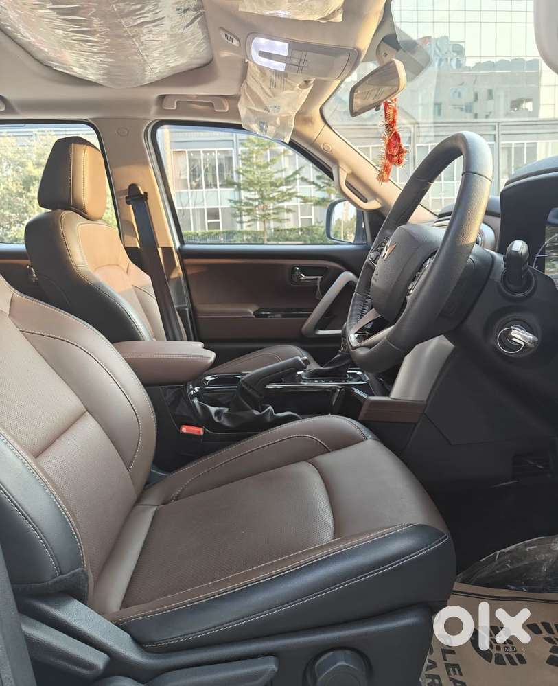 Mahindra Scorpio N Z8 Select Diesel At 2wd 7-seater, 2026, Diesel