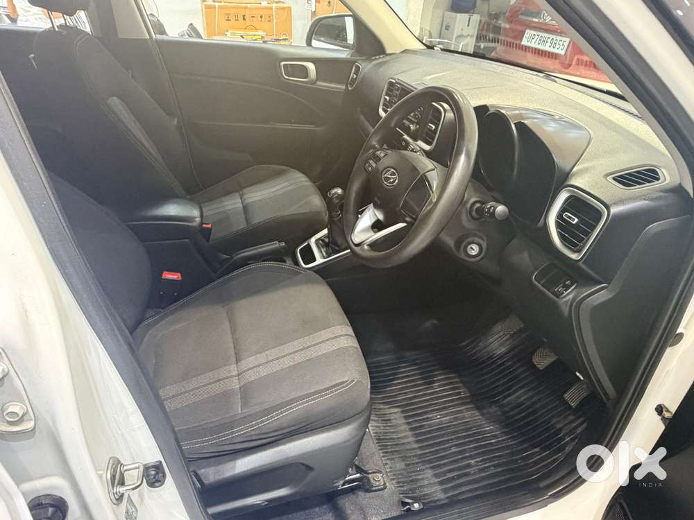 Hyundai Venue S 1.2 Petrol, 2020, Petrol