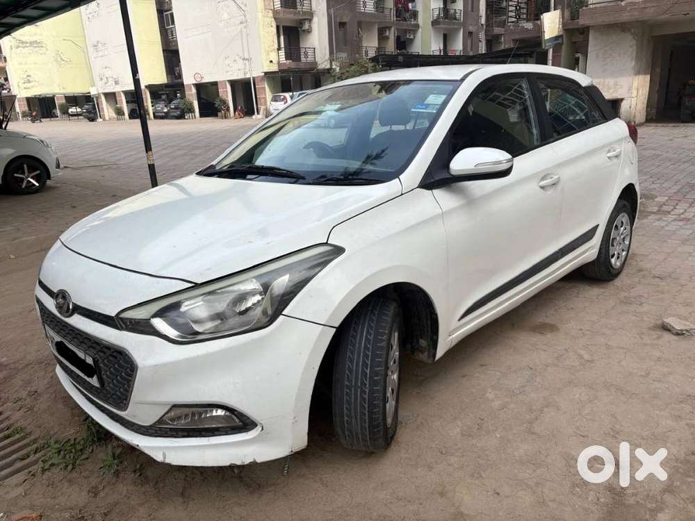 Hyundai I20 Elite Sportz Petrol  Well Maintained  Himachal Vehicle