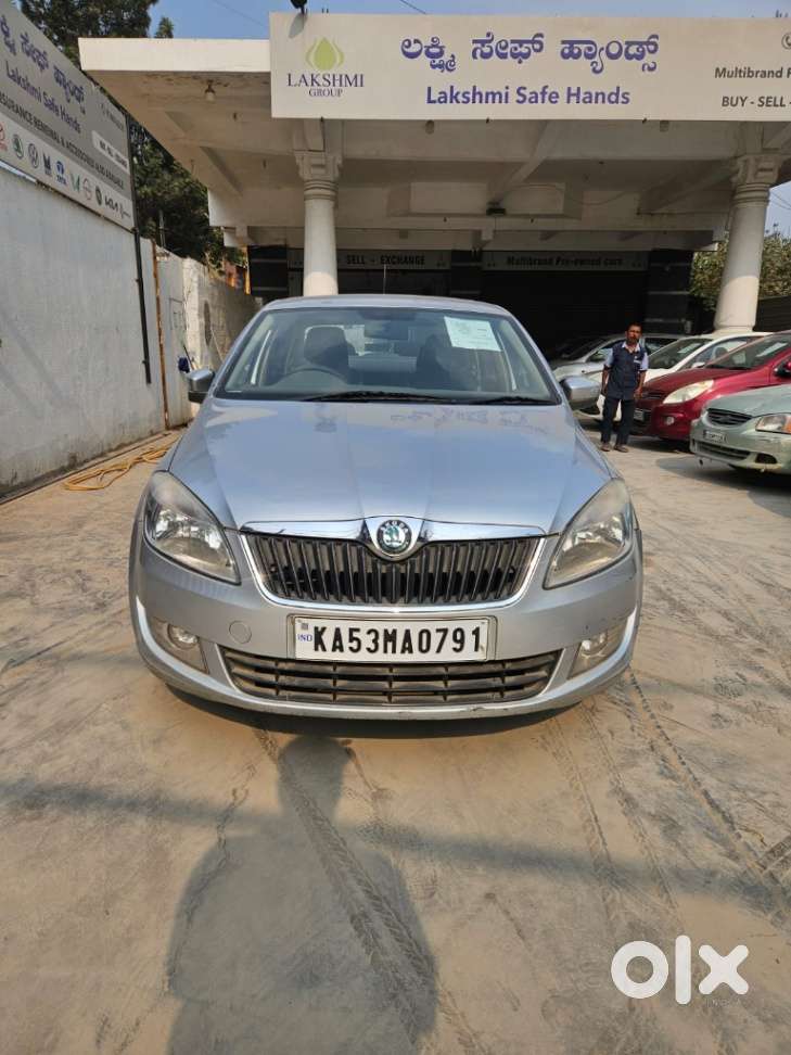 Skoda Rapid Elegance 1.6 Tdi Cr Manual, 2012, Diesel