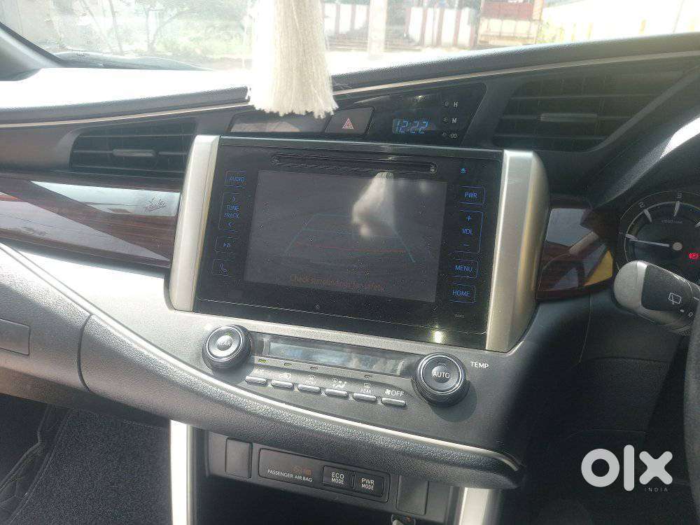 Toyota Innova Crysta 2.4 V 7 Str, 2017, Diesel