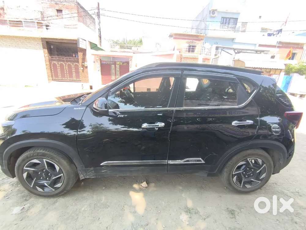 Kia Sonet 2024 Black Colour Petrol Manual