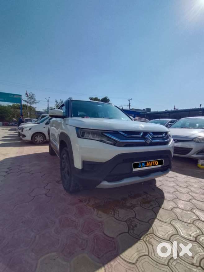 Maruti Suzuki Brezza 1.5 Zxi Smart Hybrid, 2022, Petrol