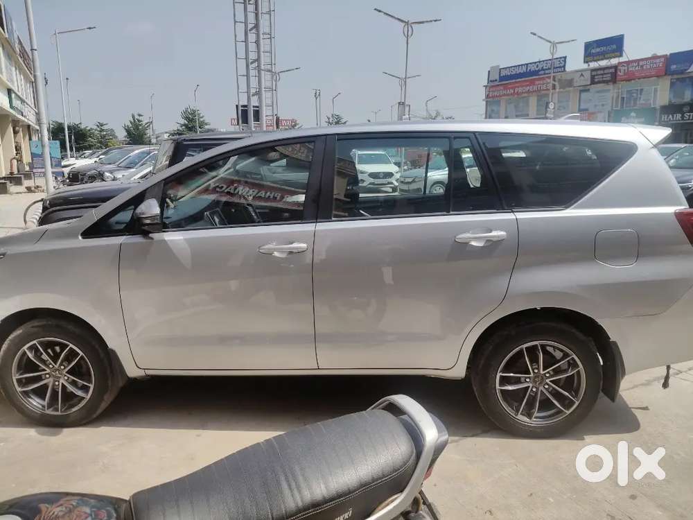 Toyota Innova Crysta 2020 Diesel Well Maintained