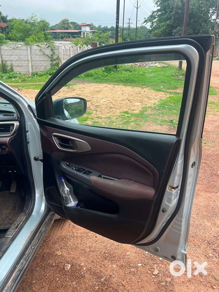 Maruti Suzuki Fronx 2023 Petrol Well Maintained