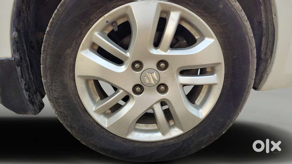 Maruti Suzuki Swift Dzire 1.2 Zxi, 2012, Petrol
