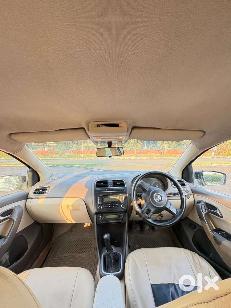 Volkswagen Vento Celeste 1.6 Highline, 2012, Petrol