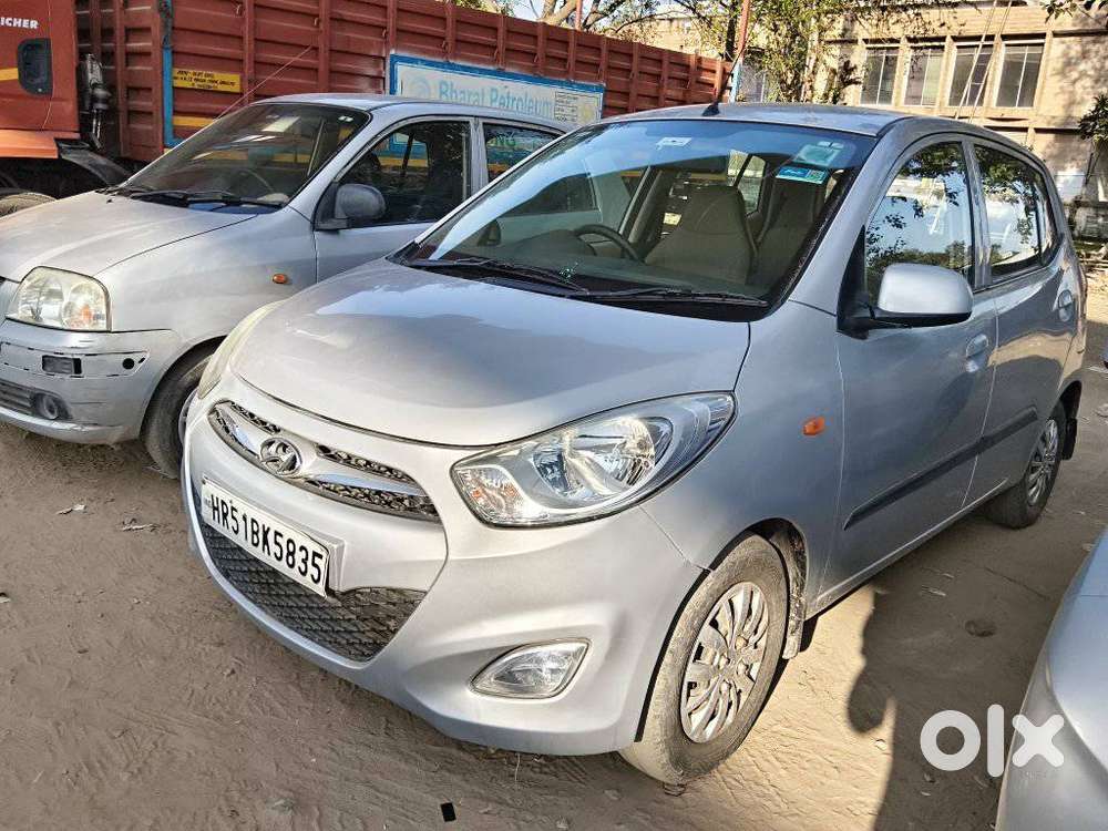 Hyundai I10 Sportz, 2016, Petrol