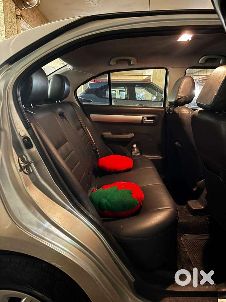 Maruti Suzuki Swift Dzire 2011