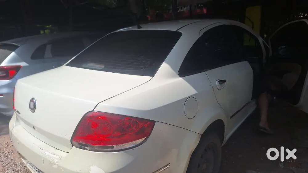 Fiat Linea Active 2011