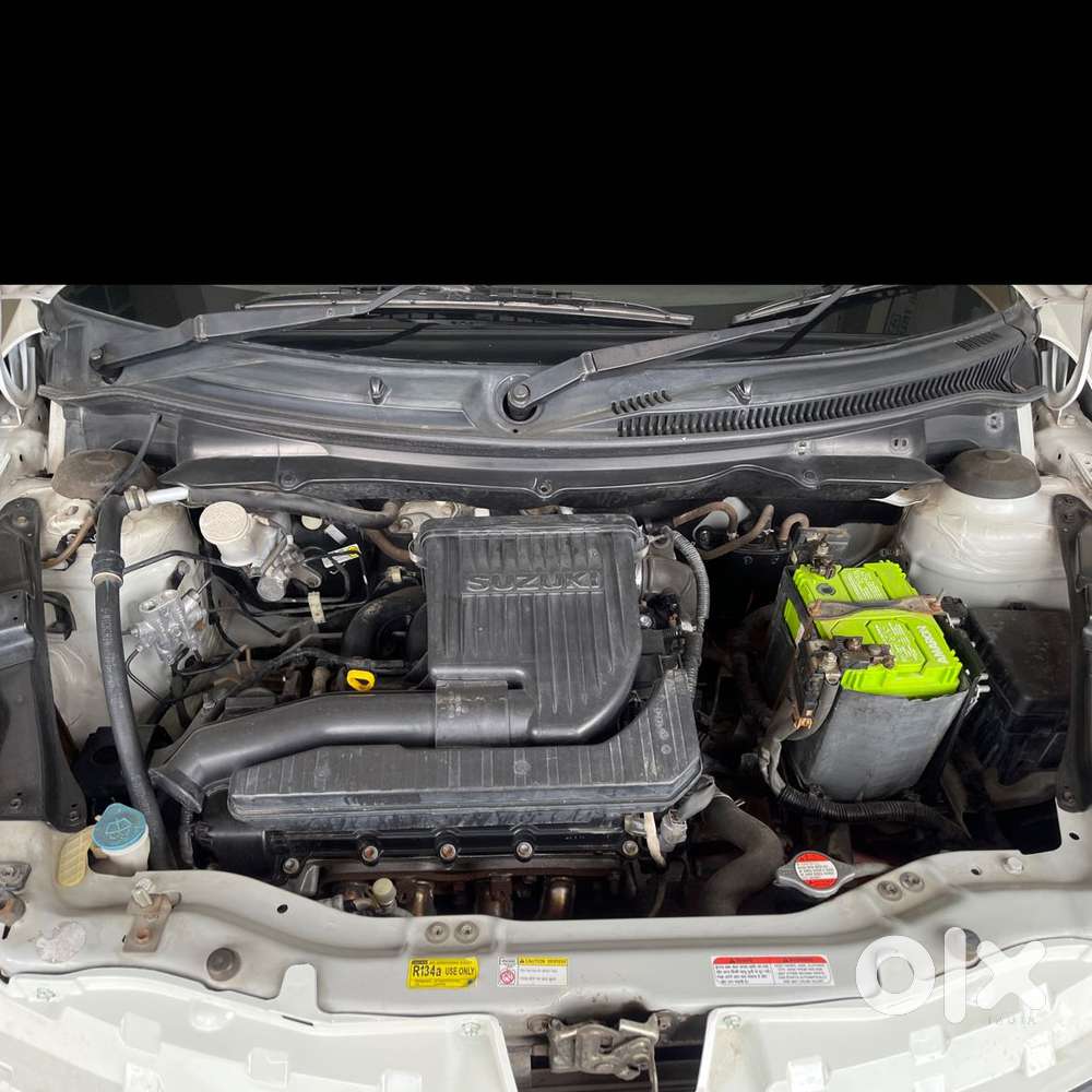 Maruti Suzuki Swift Vxi Optional, 2017, Petrol
