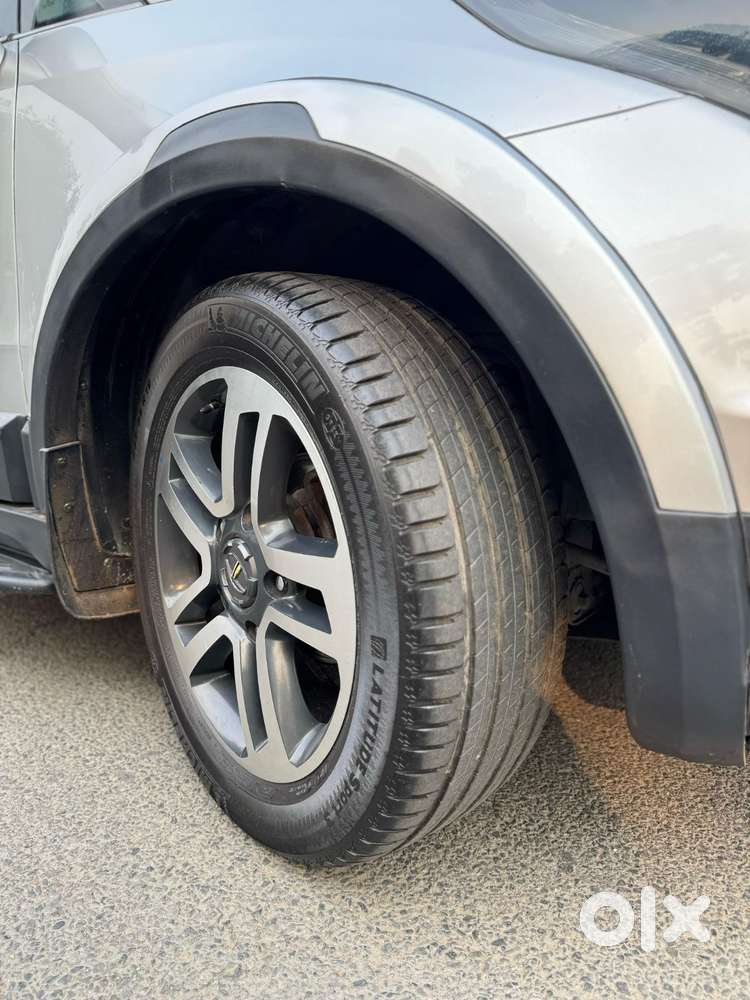 Tata Hexa 2.2 Xta 4x2 7 Str Dual Tone, 2018, Diesel