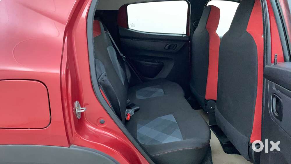 Renault Kwid 1.0 Rxt Amt, 2024, Petrol