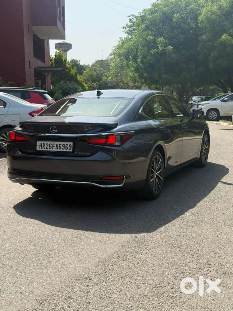 Lexus Es, 2023, Petrol