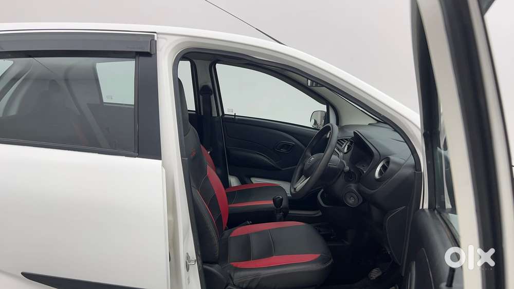 Datsun Redigo T Option, 2017, Petrol