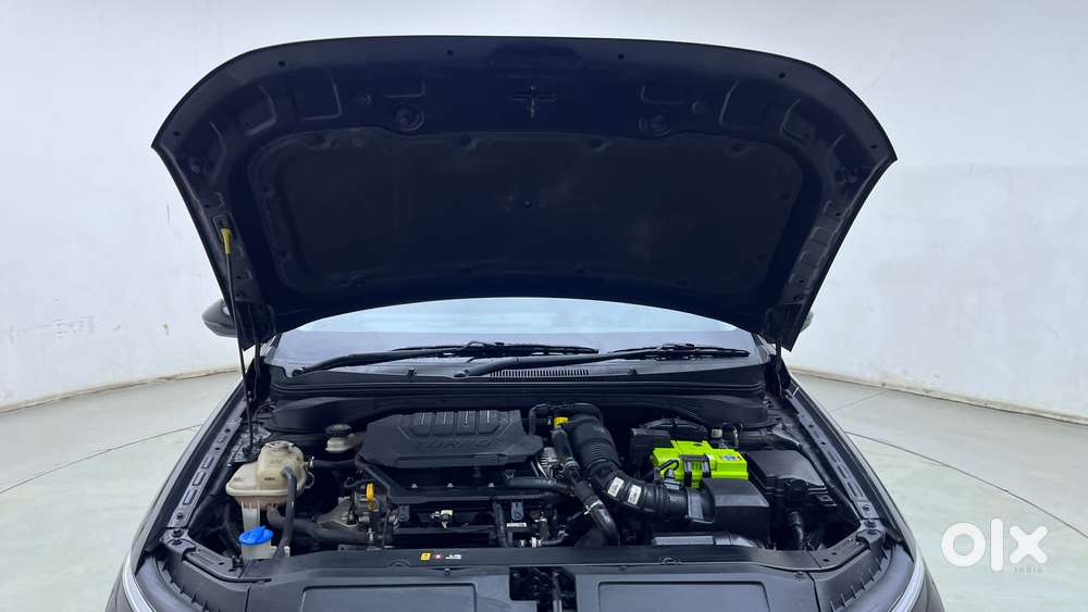 Hyundai Verna 1.5 Sx (o) Turbo Petrol Dct, 2023, Petrol