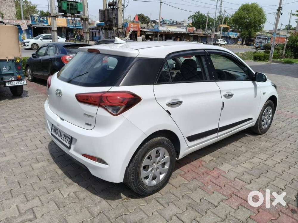 Hyundai I20 Magna Plus, 2015, Petrol