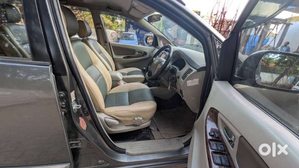 Toyota Innova 2.5 Vx 7 Str, 2015, Diesel