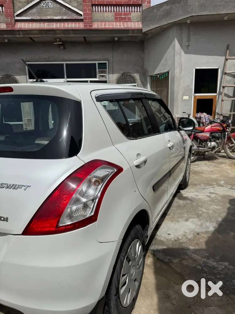Maruti Suzuki Swift 2013