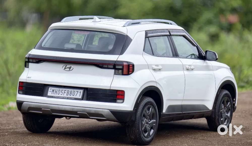Hyundai Venue 1.0 Sx (o) Turbo Dct, 2023, Petrol