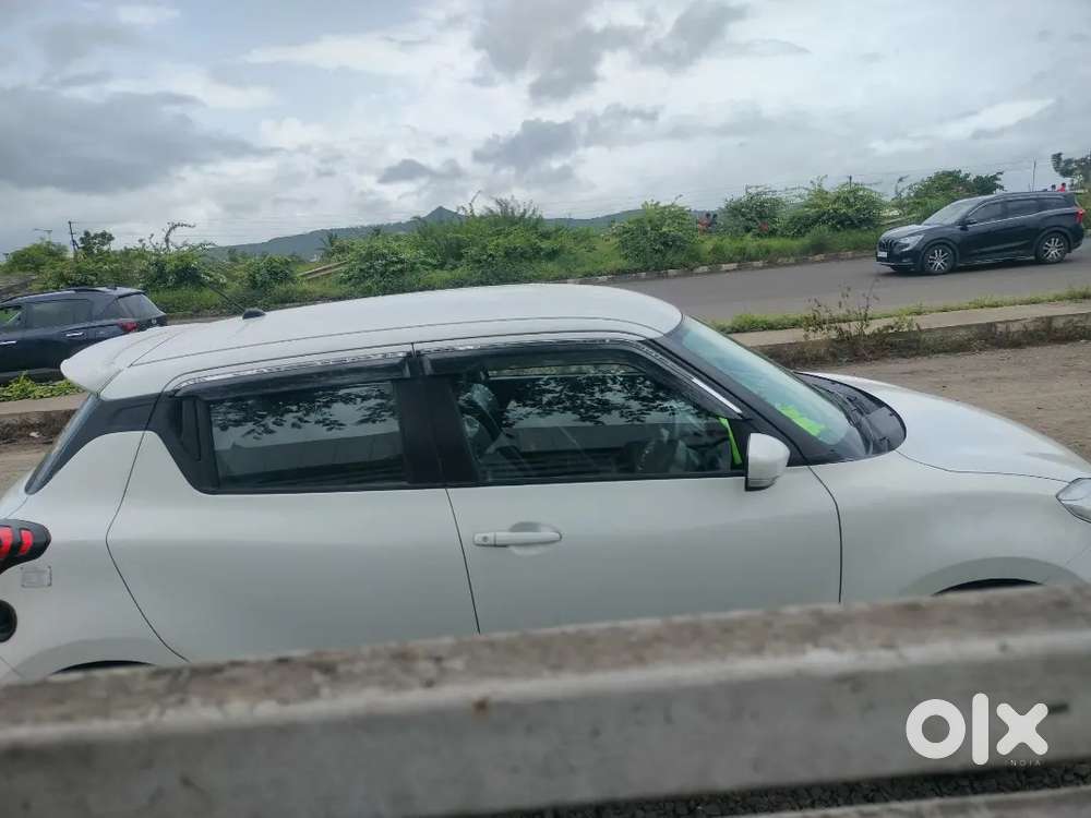 Maruti Suzuki Swift 2024 Zxi