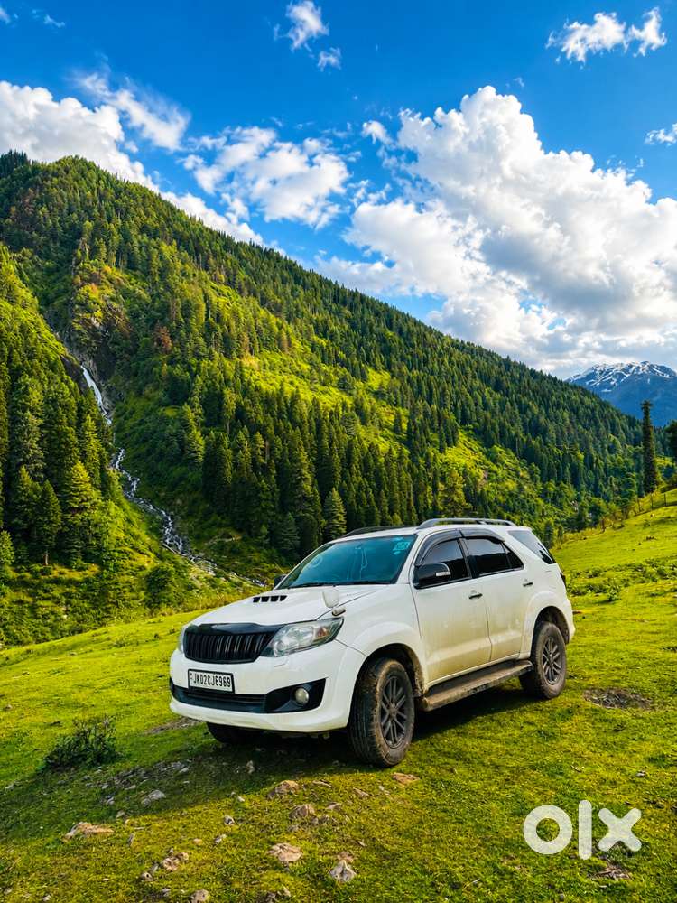 Toyota Fortuner Sportivo 2012