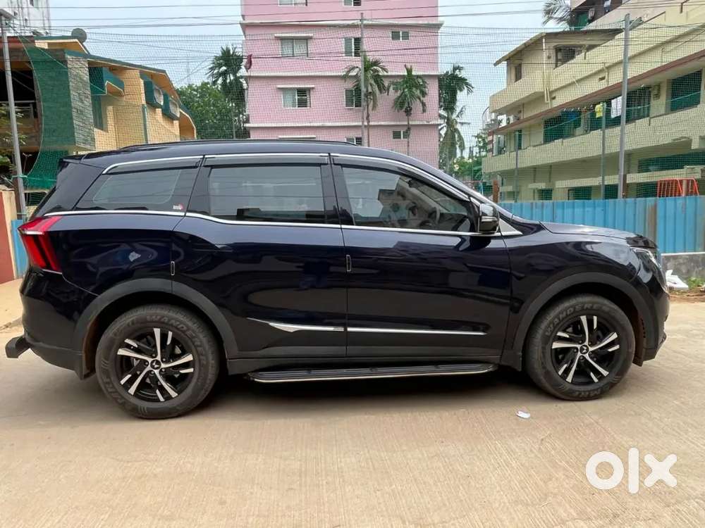 Mahindra Xuv700 2023 Diesel Well Maintained
