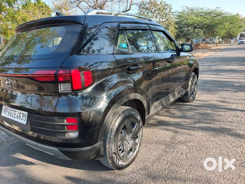 Hyundai Venue S Plus Mt 1.2 Kappa, 2024, Petrol