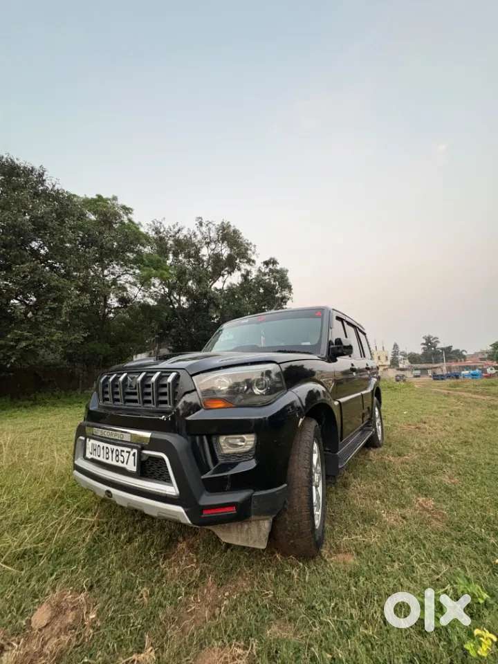 Mahindra Scorpio S10, 2016, Diesel