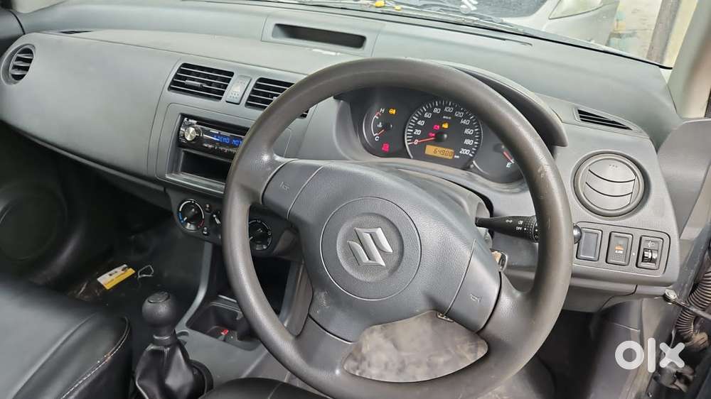 Maruti Suzuki Swift 1.2 Vxi (o), 2011, Petrol
