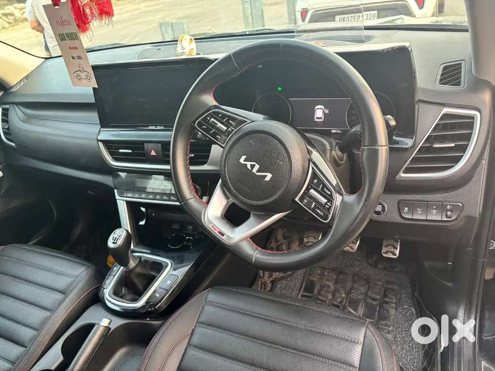 Kia Seltos 2023 Petrol 33000
