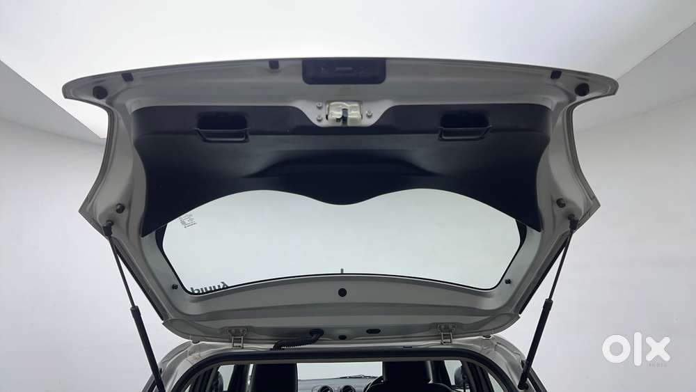 Maruti Suzuki Swift Amt Vvt Vxi, 2022, Petrol
