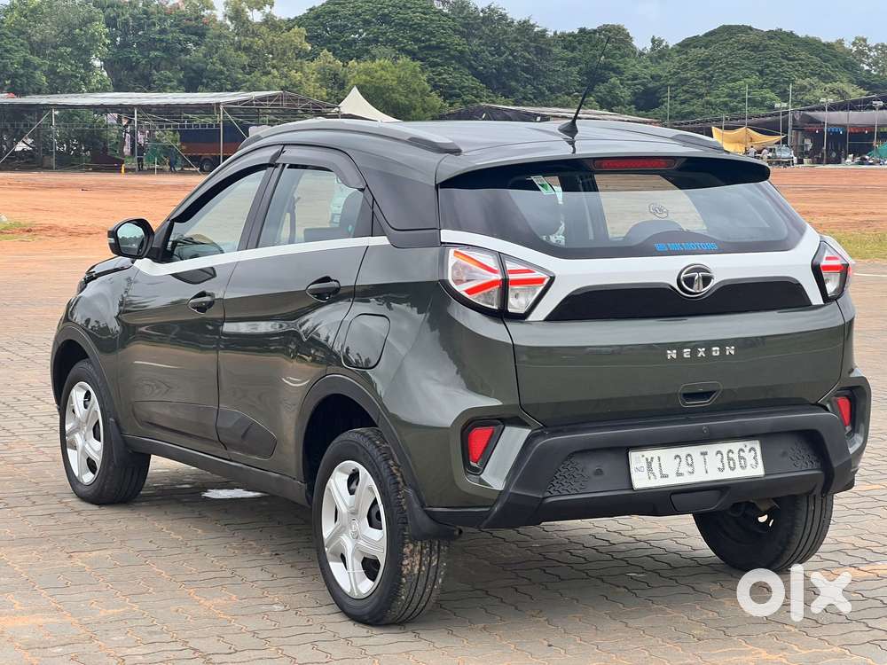 Tata Nexon 1.5 Revotorq Xm (s), 2021, Diesel