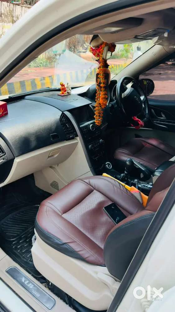 Mahindra Xuv500 2.2 W10 2016