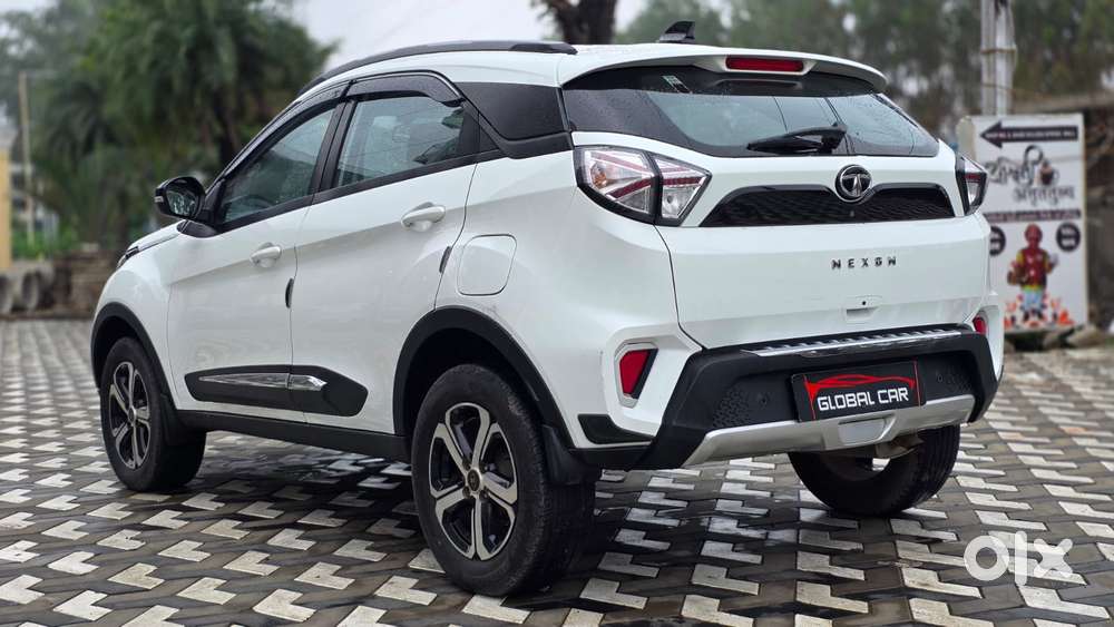 Tata Nexon 1.2 Revotron Xz Plus, 2023, Petrol