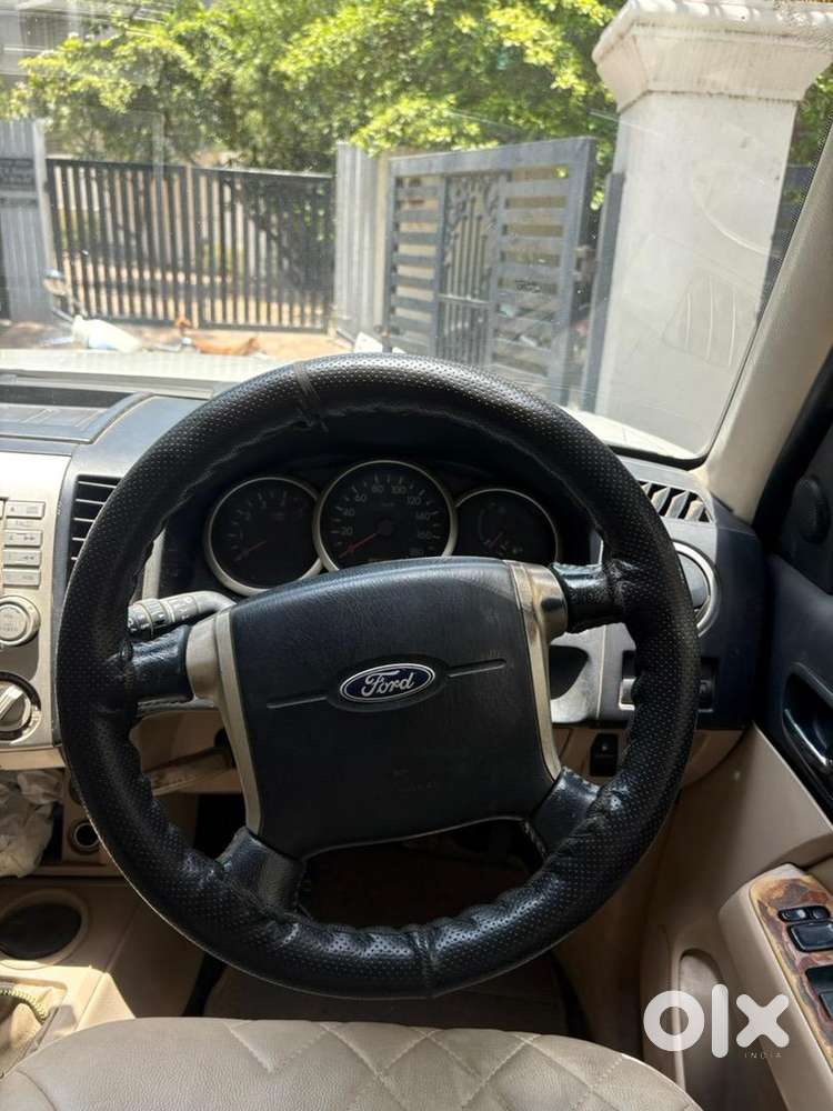 Ford Endeavour Well Maintained With Excellent Tyre And Original Colour