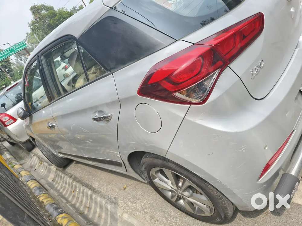 Hyundai I20 Spotz 2015