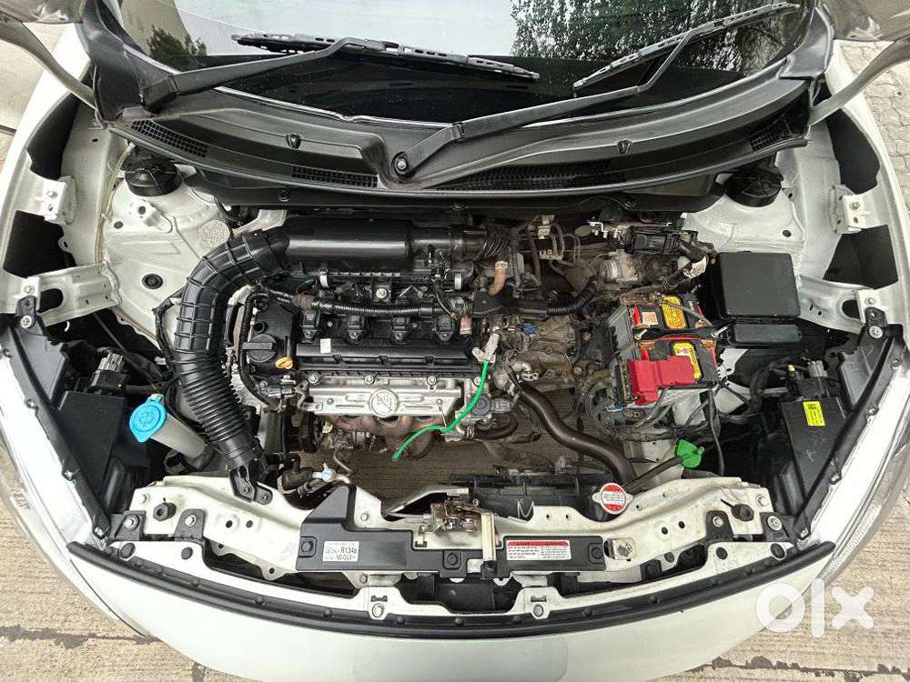 Maruti Suzuki Swift 1.2 Vxi (o), 2023, Petrol