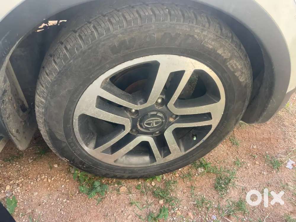 Tata Hexa 2017 Diesel Well Maintained