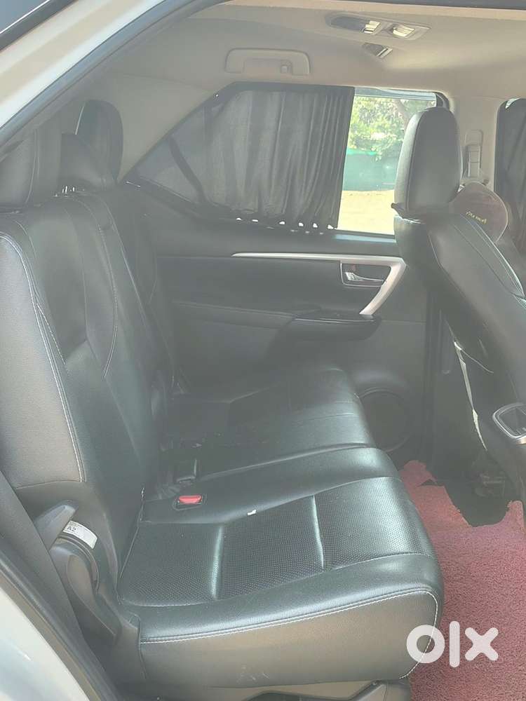 Toyota Fortuner Legender 2024