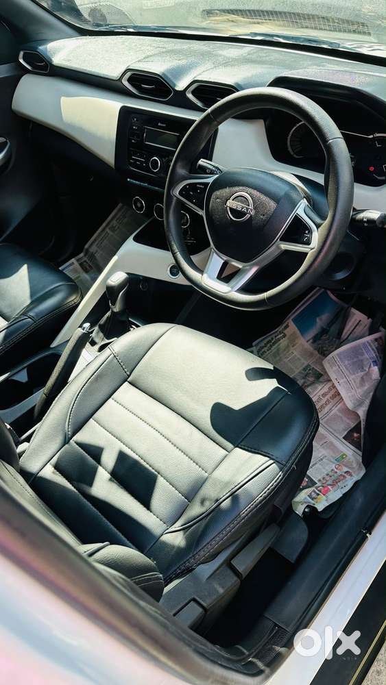 Nissan Magnite Xv Turbo Cvt Red Edition, 2022, Petrol