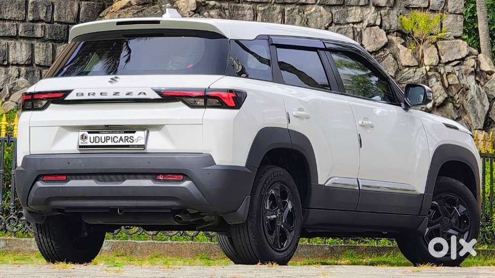 Maruti Suzuki Brezza Vxi At, 2024, Petrol