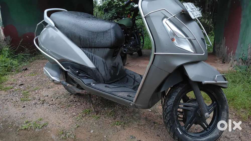 Defence Person Scooty Tvs Jupiter